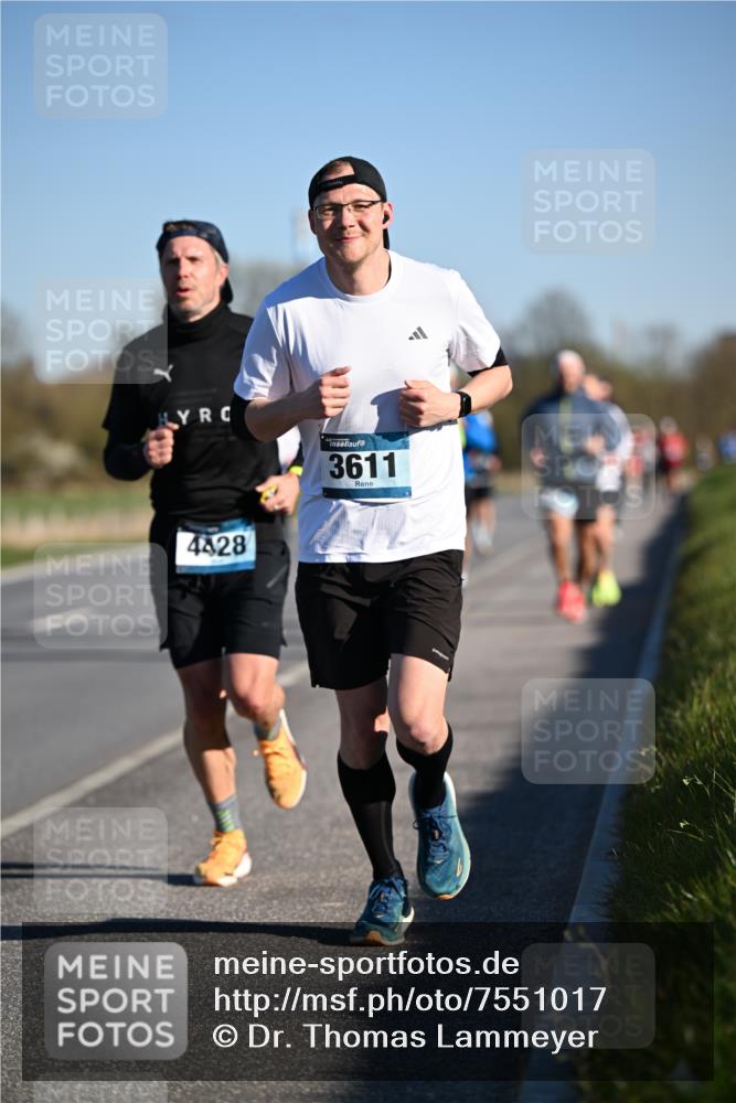 06.04.2025 - 44. Internationalen Wilhelmsburger Insellauf Dr. Thomas Lammeyer http://msf.ph/oto/7551017 06.04.2025 09:23:34 Laufen 3611, 4428 meine-sportfotos.de