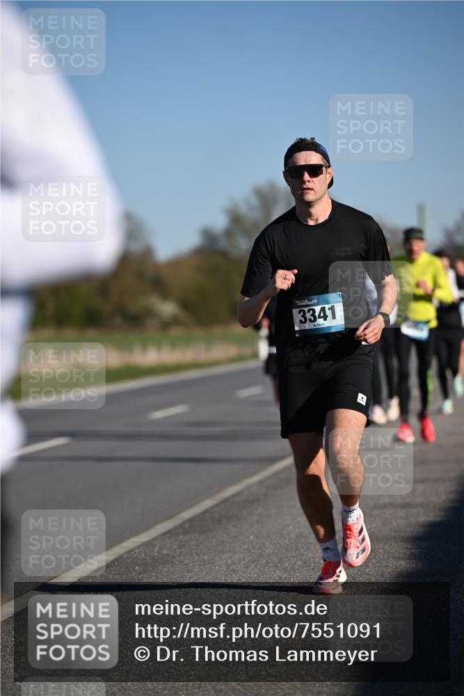 06.04.2025 - 44. Internationalen Wilhelmsburger Insellauf Dr. Thomas Lammeyer http://msf.ph/oto/7551091 06.04.2025 09:23:42 Laufen 3341 meine-sportfotos.de