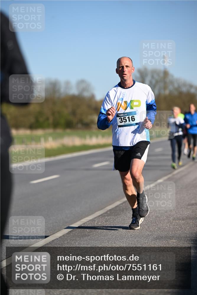 06.04.2025 - 44. Internationalen Wilhelmsburger Insellauf Dr. Thomas Lammeyer http://msf.ph/oto/7551161 06.04.2025 09:23:48 Laufen 3516 meine-sportfotos.de