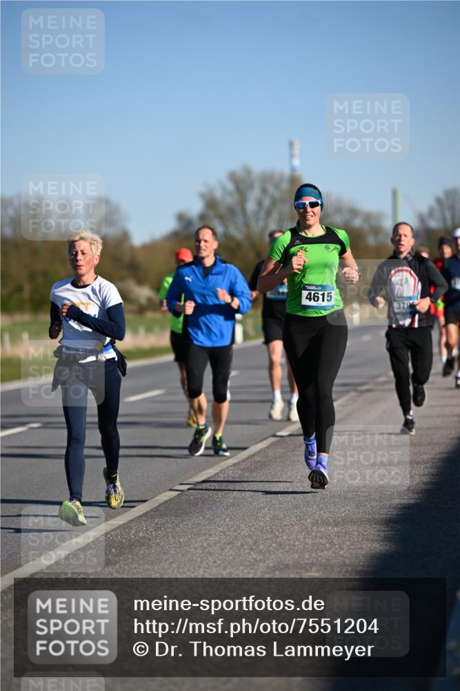 06.04.2025 - 44. Internationalen Wilhelmsburger Insellauf Dr. Thomas Lammeyer http://msf.ph/oto/7551204 06.04.2025 09:23:53 Laufen 4615, 379 meine-sportfotos.de