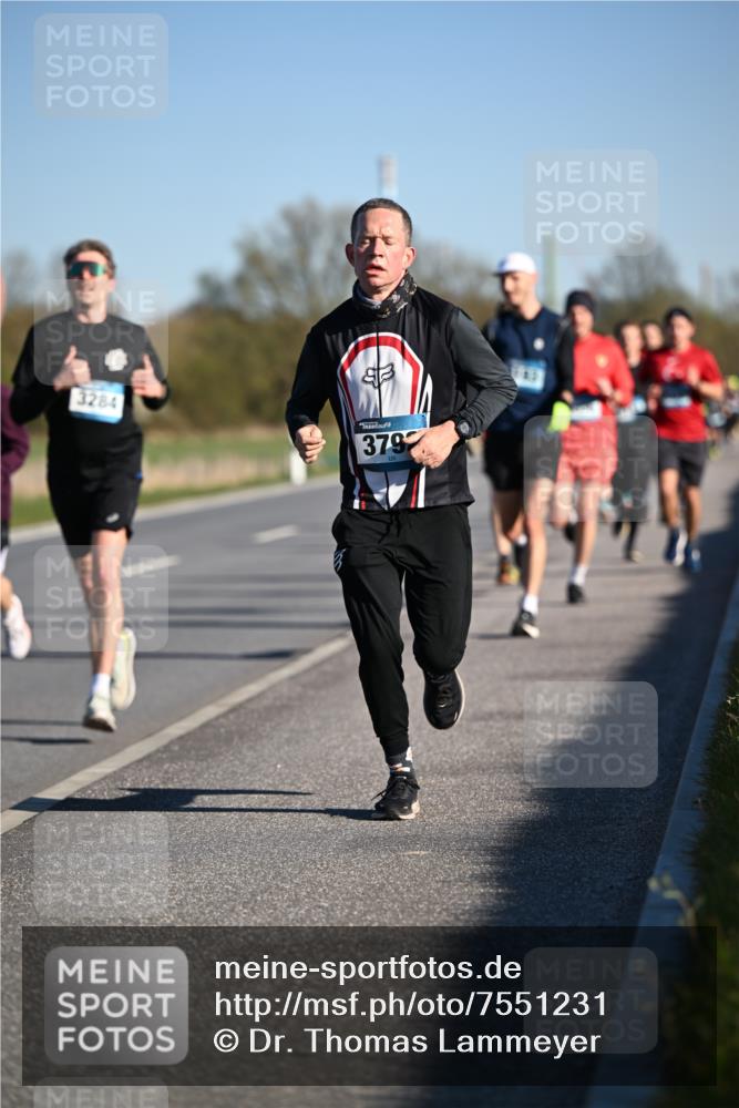 06.04.2025 - 44. Internationalen Wilhelmsburger Insellauf Dr. Thomas Lammeyer http://msf.ph/oto/7551231 06.04.2025 09:23:55 Laufen 3284, 3792 meine-sportfotos.de