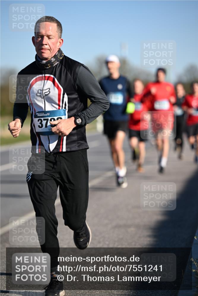 06.04.2025 - 44. Internationalen Wilhelmsburger Insellauf Dr. Thomas Lammeyer http://msf.ph/oto/7551241 06.04.2025 09:23:56 Laufen 379 meine-sportfotos.de
