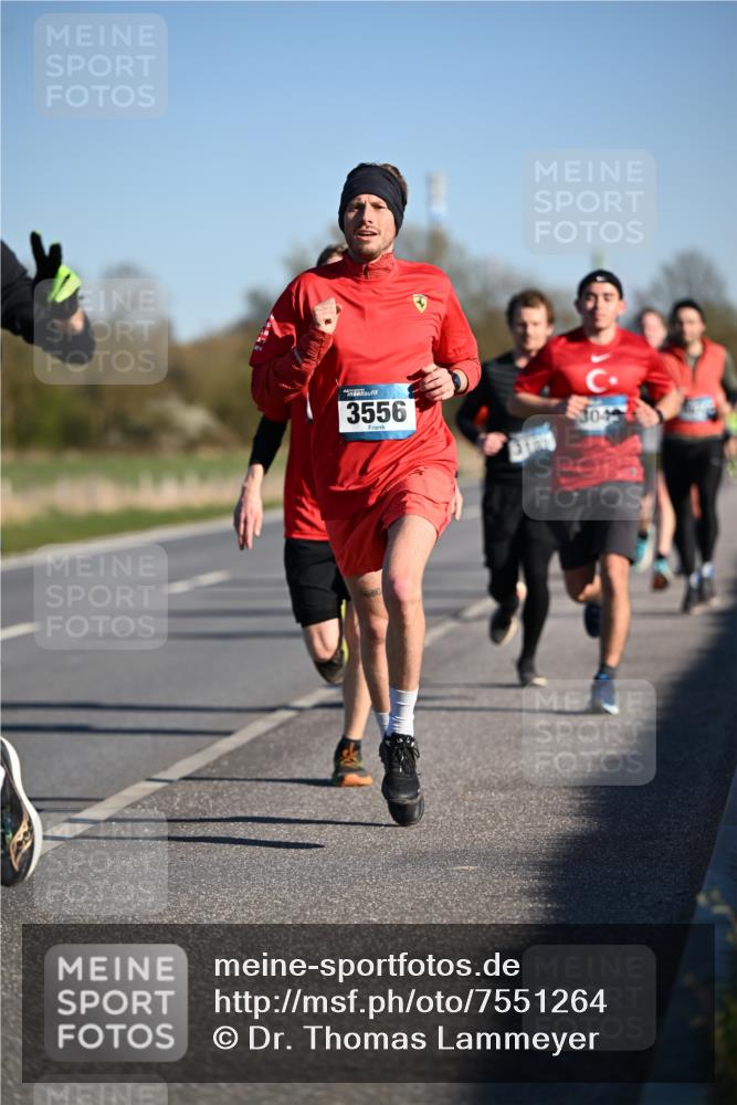 06.04.2025 - 44. Internationalen Wilhelmsburger Insellauf Dr. Thomas Lammeyer http://msf.ph/oto/7551264 06.04.2025 09:23:58 Laufen 3556 meine-sportfotos.de