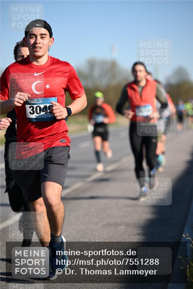 06.04.2025 - 44. Internationalen Wilhelmsburger Insellauf Dr. Thomas Lammeyer http://msf.ph/oto/7551288 06.04.2025 09:24:01 Laufen 1, 3049 meine-sportfotos.de