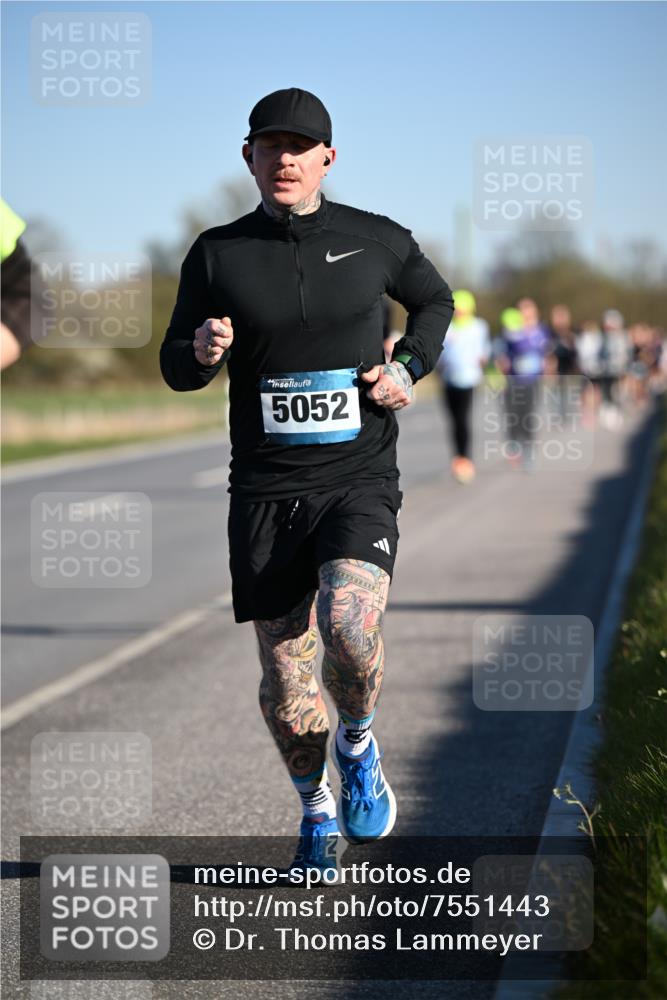 06.04.2025 - 44. Internationalen Wilhelmsburger Insellauf Dr. Thomas Lammeyer http://msf.ph/oto/7551443 06.04.2025 09:24:18 Laufen 5052, 7 meine-sportfotos.de