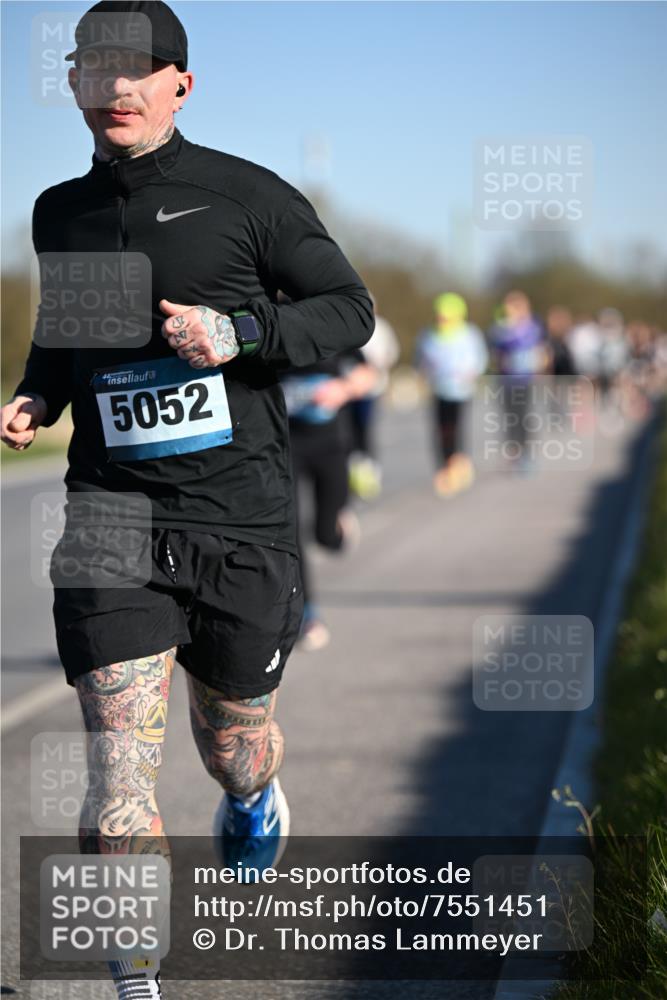 06.04.2025 - 44. Internationalen Wilhelmsburger Insellauf Dr. Thomas Lammeyer http://msf.ph/oto/7551451 06.04.2025 09:24:19 Laufen 5052 meine-sportfotos.de