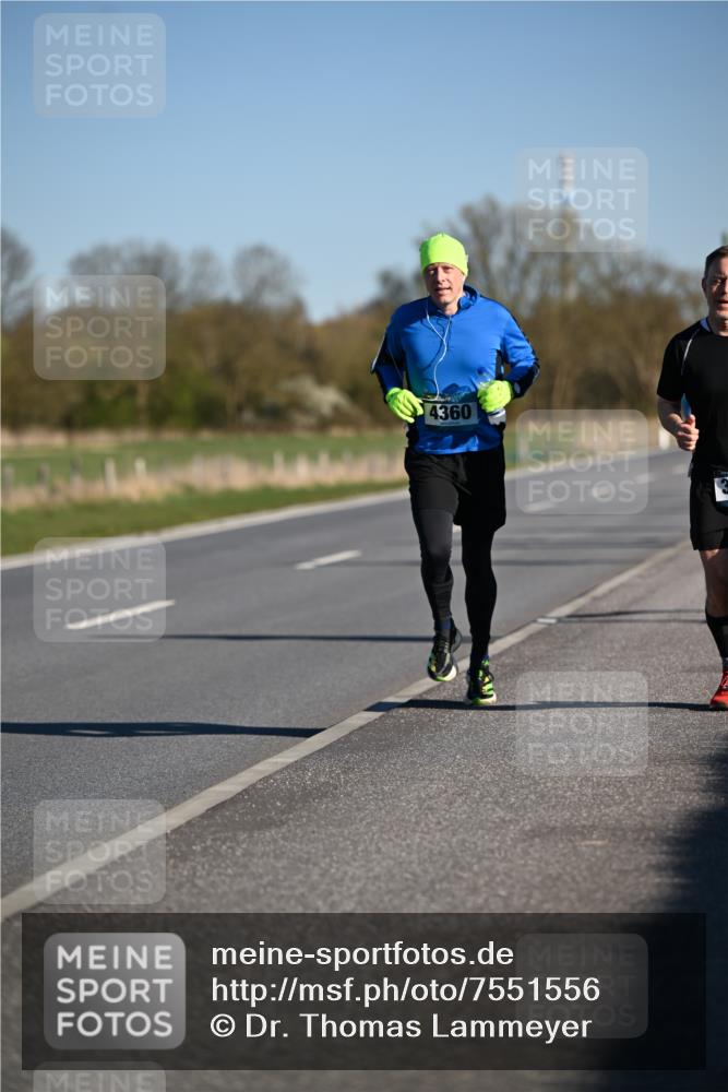 06.04.2025 - 44. Internationalen Wilhelmsburger Insellauf Dr. Thomas Lammeyer http://msf.ph/oto/7551556 06.04.2025 09:24:37 Laufen 4360 meine-sportfotos.de
