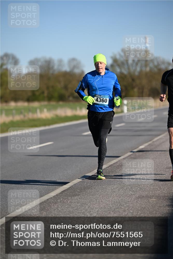 06.04.2025 - 44. Internationalen Wilhelmsburger Insellauf Dr. Thomas Lammeyer http://msf.ph/oto/7551565 06.04.2025 09:24:38 Laufen 4360 meine-sportfotos.de