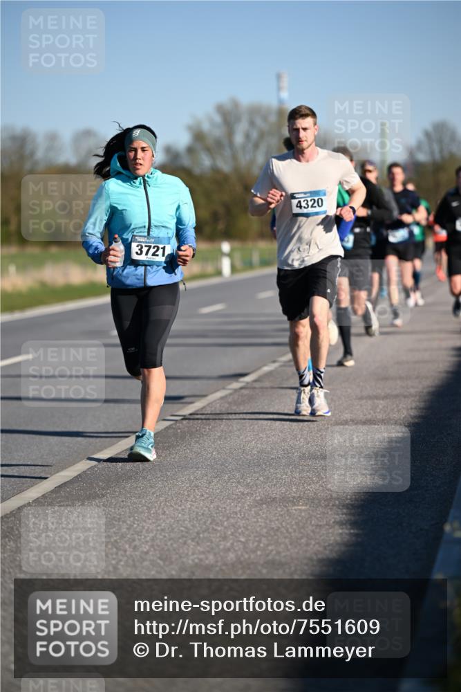 06.04.2025 - 44. Internationalen Wilhelmsburger Insellauf Dr. Thomas Lammeyer http://msf.ph/oto/7551609 06.04.2025 09:24:43 Laufen 3721, 4320 meine-sportfotos.de