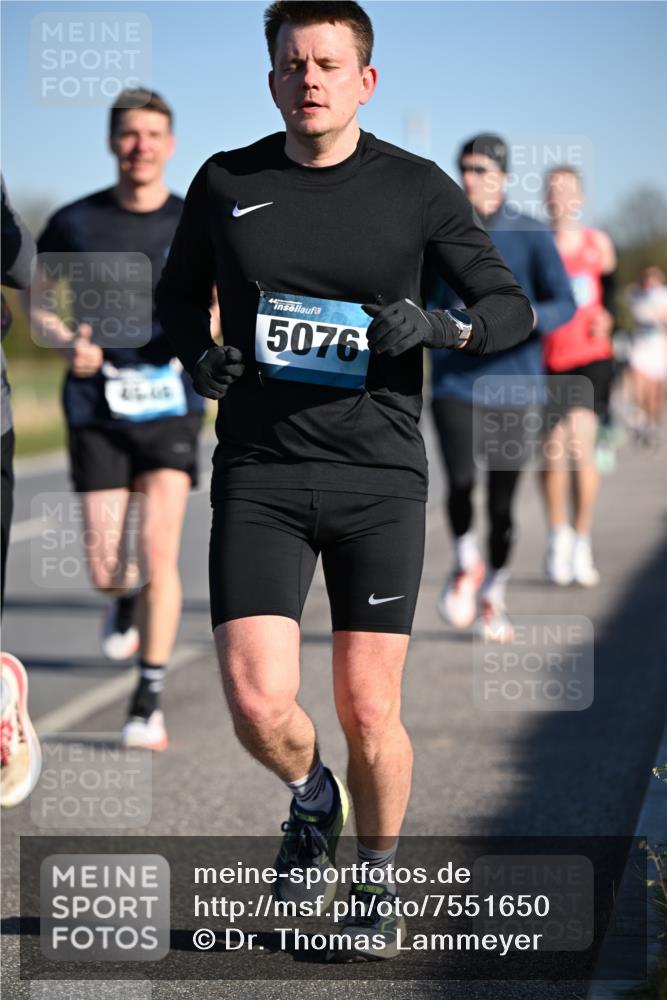 06.04.2025 - 44. Internationalen Wilhelmsburger Insellauf Dr. Thomas Lammeyer http://msf.ph/oto/7551650 06.04.2025 09:24:48 Laufen 5076 meine-sportfotos.de