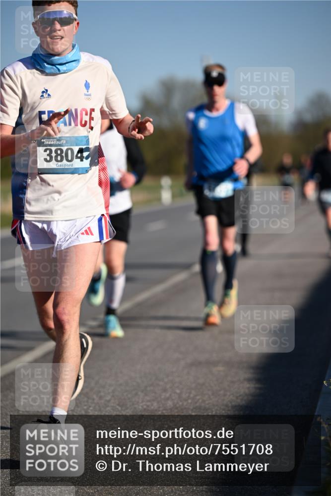 06.04.2025 - 44. Internationalen Wilhelmsburger Insellauf Dr. Thomas Lammeyer http://msf.ph/oto/7551708 06.04.2025 09:24:56 Laufen 44, 3804 meine-sportfotos.de
