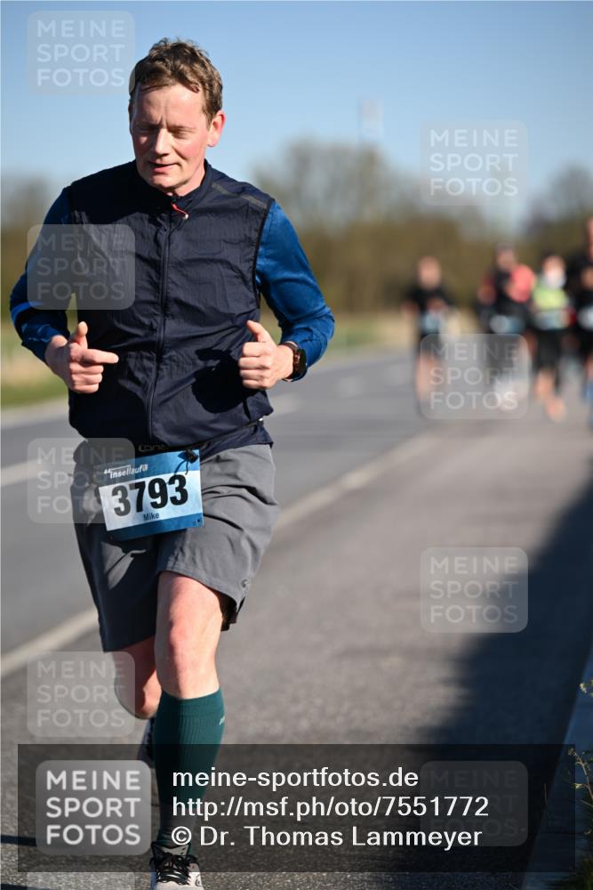06.04.2025 - 44. Internationalen Wilhelmsburger Insellauf Dr. Thomas Lammeyer http://msf.ph/oto/7551772 06.04.2025 09:25:01 Laufen 3793 meine-sportfotos.de