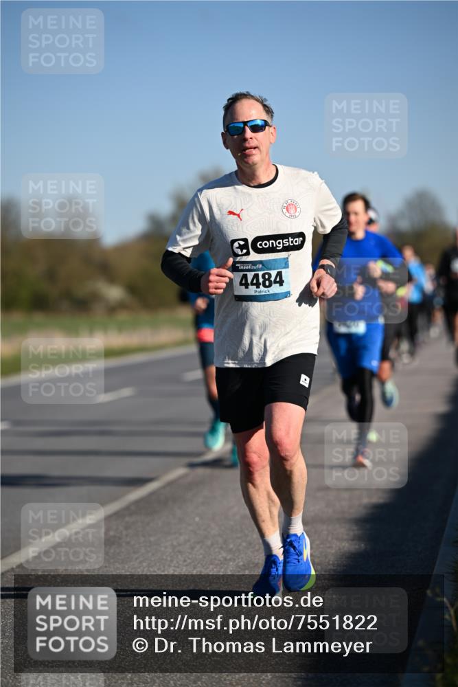 06.04.2025 - 44. Internationalen Wilhelmsburger Insellauf Dr. Thomas Lammeyer http://msf.ph/oto/7551822 06.04.2025 09:25:11 Laufen 1910, 4484 meine-sportfotos.de