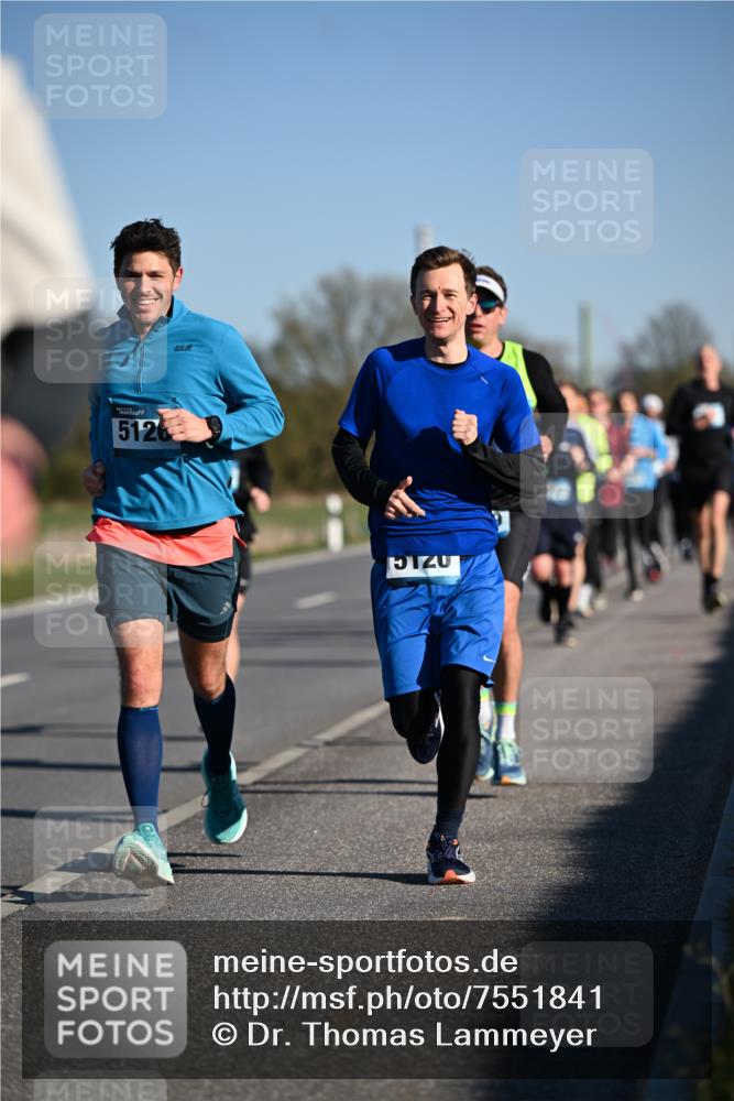 06.04.2025 - 44. Internationalen Wilhelmsburger Insellauf Dr. Thomas Lammeyer http://msf.ph/oto/7551841 06.04.2025 09:25:13 Laufen 5126 meine-sportfotos.de