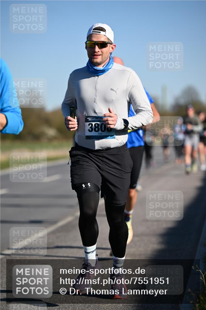 06.04.2025 - 44. Internationalen Wilhelmsburger Insellauf Dr. Thomas Lammeyer http://msf.ph/oto/7551951 06.04.2025 09:25:22 Laufen 3805 meine-sportfotos.de