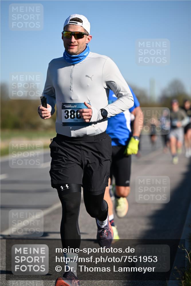 06.04.2025 - 44. Internationalen Wilhelmsburger Insellauf Dr. Thomas Lammeyer http://msf.ph/oto/7551953 06.04.2025 09:25:22 Laufen 44, 380 meine-sportfotos.de