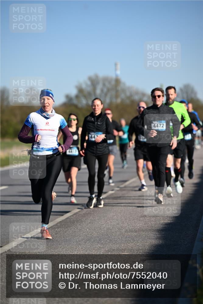 06.04.2025 - 44. Internationalen Wilhelmsburger Insellauf Dr. Thomas Lammeyer http://msf.ph/oto/7552040 06.04.2025 09:25:31 Laufen 18, 447, 4472 meine-sportfotos.de