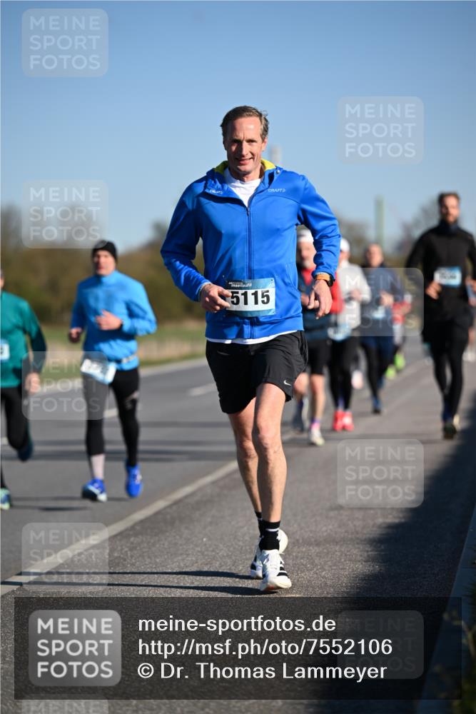 06.04.2025 - 44. Internationalen Wilhelmsburger Insellauf Dr. Thomas Lammeyer http://msf.ph/oto/7552106 06.04.2025 09:25:37 Laufen 5115 meine-sportfotos.de