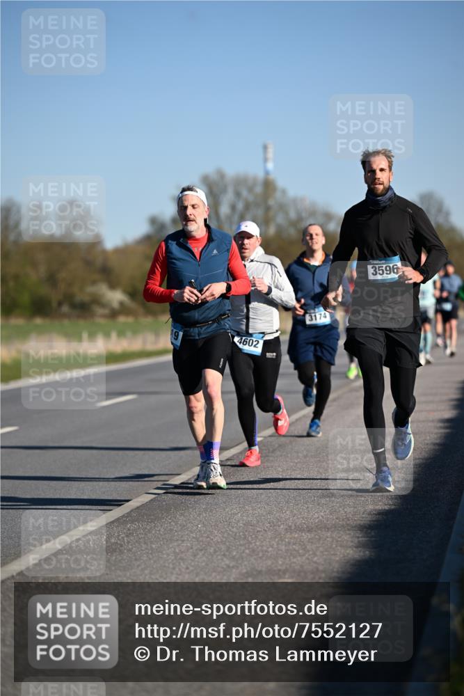 06.04.2025 - 44. Internationalen Wilhelmsburger Insellauf Dr. Thomas Lammeyer http://msf.ph/oto/7552127 06.04.2025 09:25:39 Laufen 4602, 3174, 3596 meine-sportfotos.de