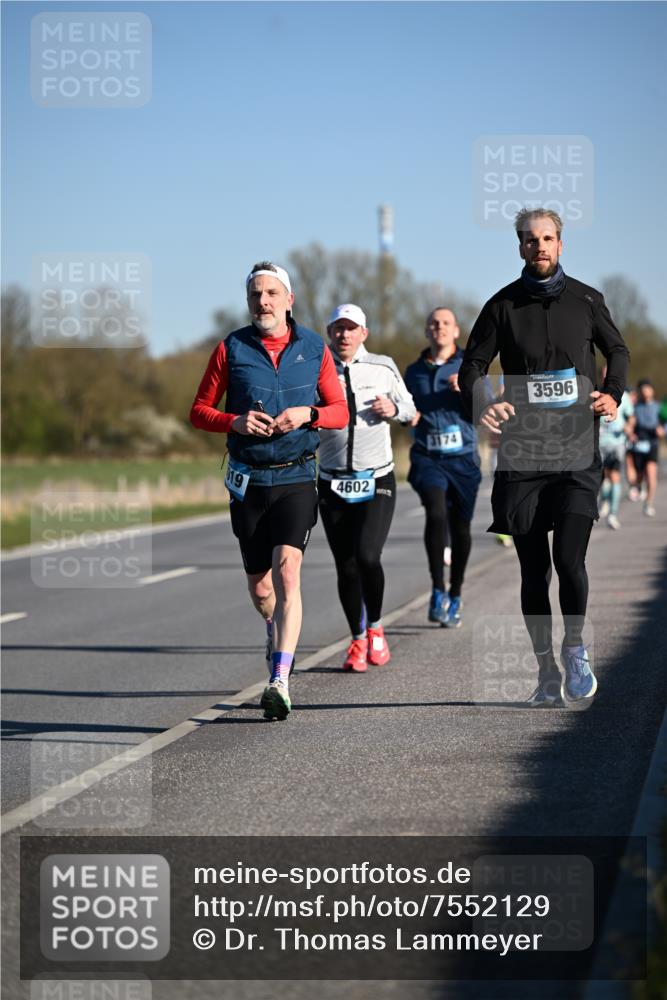 06.04.2025 - 44. Internationalen Wilhelmsburger Insellauf Dr. Thomas Lammeyer http://msf.ph/oto/7552129 06.04.2025 09:25:39 Laufen 4602, 3174, 3596 meine-sportfotos.de