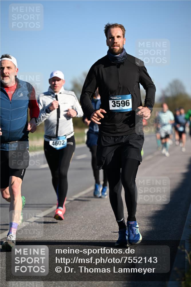 06.04.2025 - 44. Internationalen Wilhelmsburger Insellauf Dr. Thomas Lammeyer http://msf.ph/oto/7552143 06.04.2025 09:25:40 Laufen 4602, 3596 meine-sportfotos.de