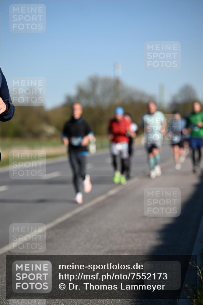 06.04.2025 - 44. Internationalen Wilhelmsburger Insellauf Dr. Thomas Lammeyer http://msf.ph/oto/7552173 06.04.2025 09:25:43 Laufen  meine-sportfotos.de