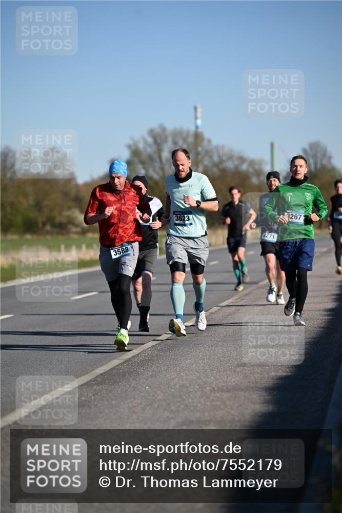 06.04.2025 - 44. Internationalen Wilhelmsburger Insellauf Dr. Thomas Lammeyer http://msf.ph/oto/7552179 06.04.2025 09:25:46 Laufen 3588, 3623, 4271, 1, 3267 meine-sportfotos.de