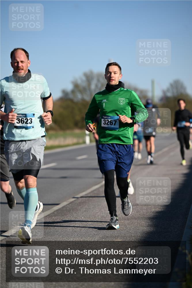 06.04.2025 - 44. Internationalen Wilhelmsburger Insellauf Dr. Thomas Lammeyer http://msf.ph/oto/7552203 06.04.2025 09:25:48 Laufen 3623, 3267 meine-sportfotos.de