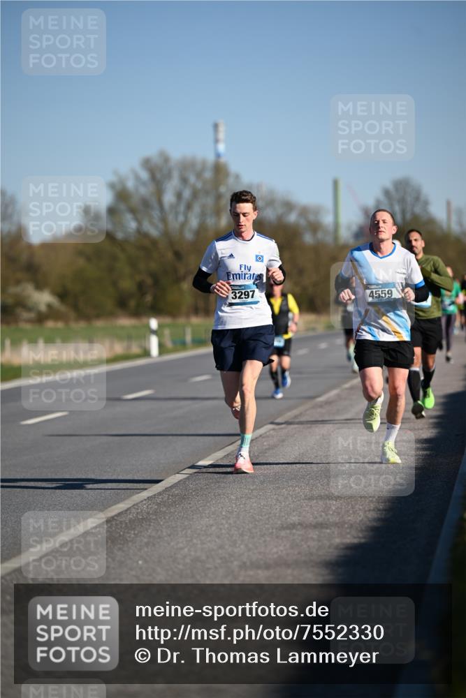 06.04.2025 - 44. Internationalen Wilhelmsburger Insellauf Dr. Thomas Lammeyer http://msf.ph/oto/7552330 06.04.2025 09:26:06 Laufen 3297, 4559 meine-sportfotos.de