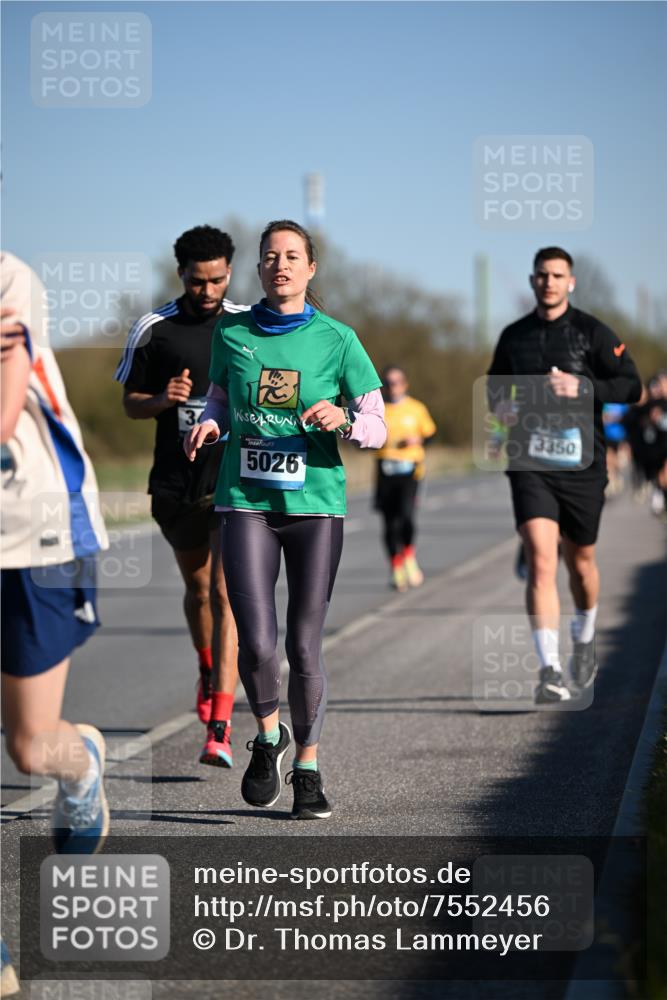 06.04.2025 - 44. Internationalen Wilhelmsburger Insellauf Dr. Thomas Lammeyer http://msf.ph/oto/7552456 06.04.2025 09:26:18 Laufen 5026, 3350 meine-sportfotos.de