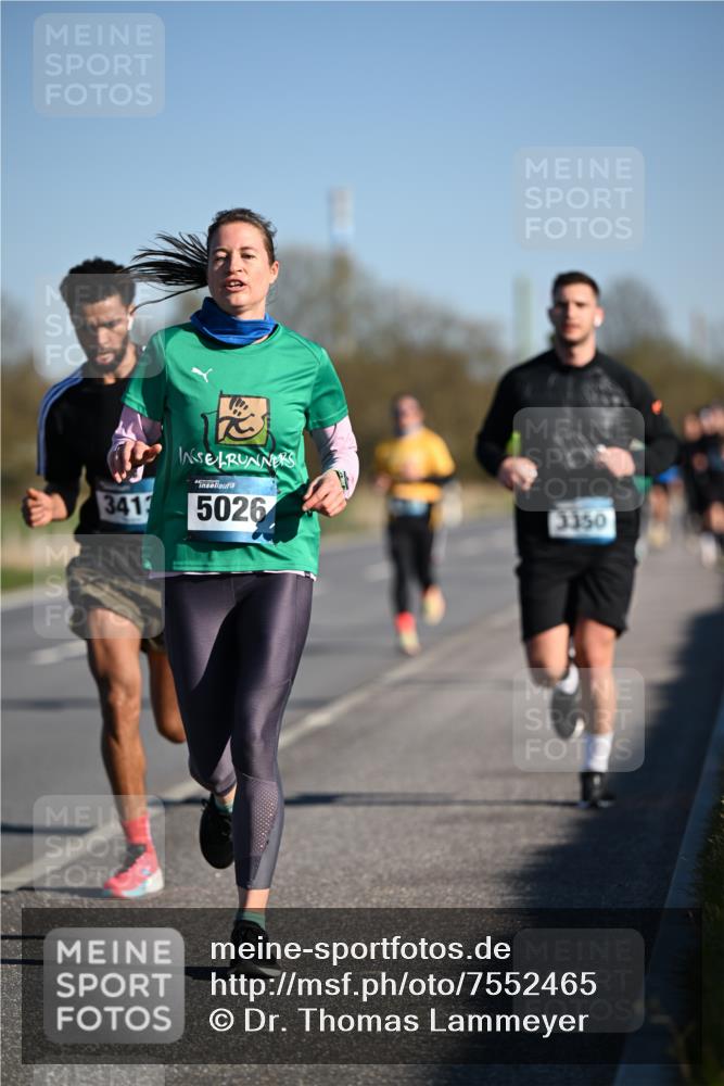 06.04.2025 - 44. Internationalen Wilhelmsburger Insellauf Dr. Thomas Lammeyer http://msf.ph/oto/7552465 06.04.2025 09:26:18 Laufen 341, 5026, 3350 meine-sportfotos.de