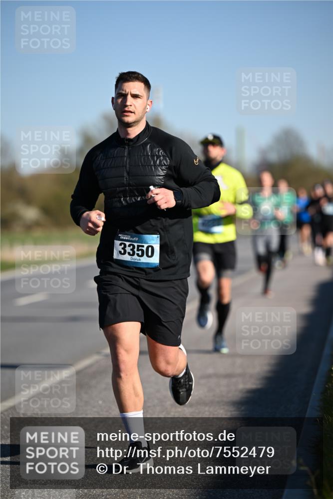 06.04.2025 - 44. Internationalen Wilhelmsburger Insellauf Dr. Thomas Lammeyer http://msf.ph/oto/7552479 06.04.2025 09:26:20 Laufen 3350 meine-sportfotos.de