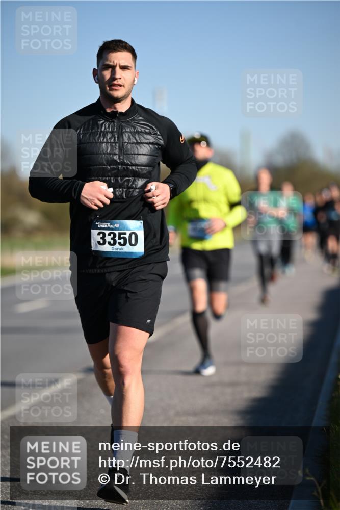 06.04.2025 - 44. Internationalen Wilhelmsburger Insellauf Dr. Thomas Lammeyer http://msf.ph/oto/7552482 06.04.2025 09:26:20 Laufen 3350 meine-sportfotos.de