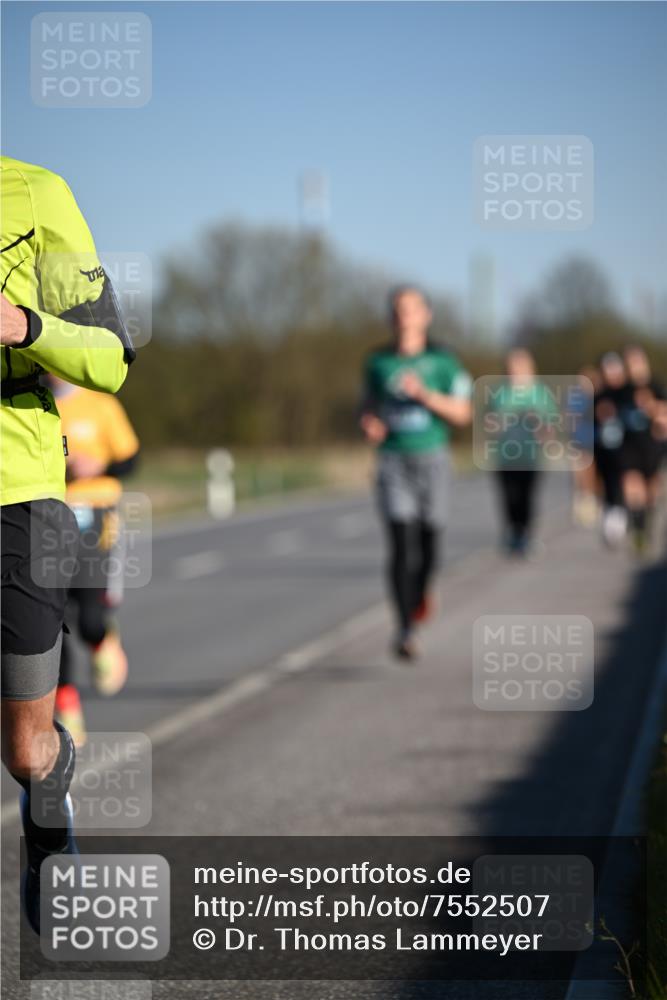 06.04.2025 - 44. Internationalen Wilhelmsburger Insellauf Dr. Thomas Lammeyer http://msf.ph/oto/7552507 06.04.2025 09:26:23 Laufen  meine-sportfotos.de
