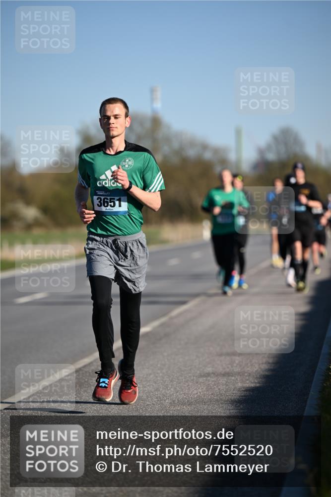 06.04.2025 - 44. Internationalen Wilhelmsburger Insellauf Dr. Thomas Lammeyer http://msf.ph/oto/7552520 06.04.2025 09:26:25 Laufen 3651 meine-sportfotos.de