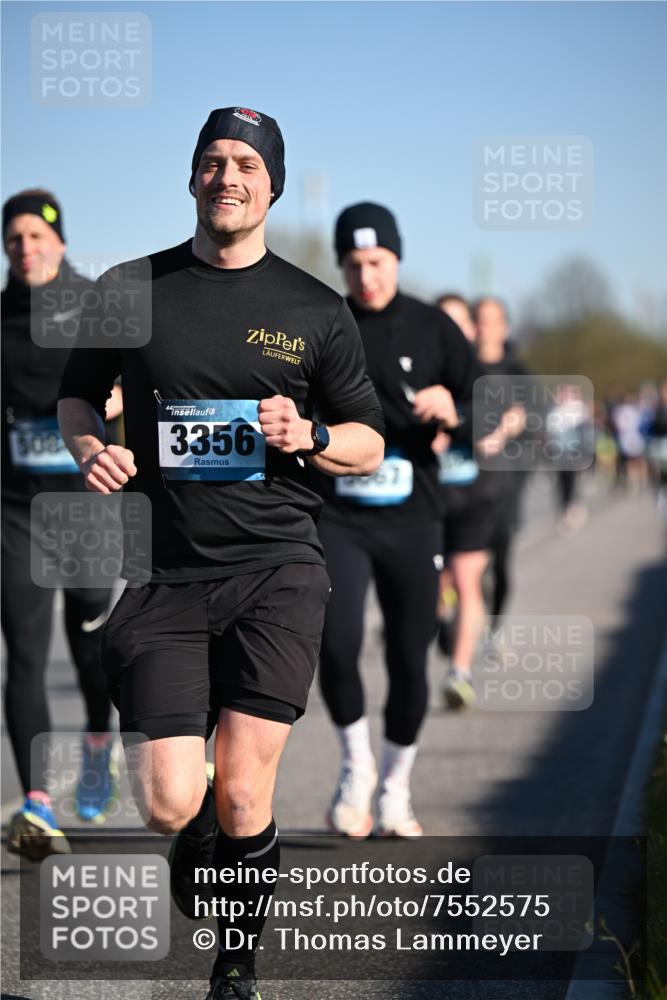 06.04.2025 - 44. Internationalen Wilhelmsburger Insellauf Dr. Thomas Lammeyer http://msf.ph/oto/7552575 06.04.2025 09:26:31 Laufen 50, 3356 meine-sportfotos.de