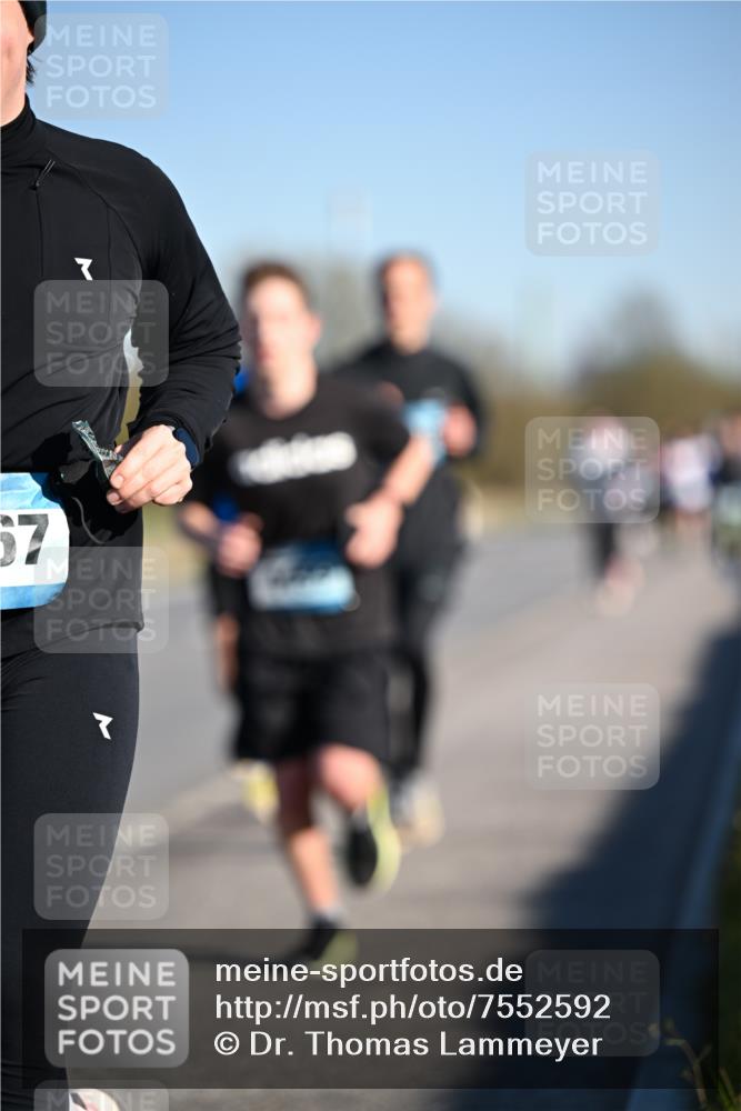 06.04.2025 - 44. Internationalen Wilhelmsburger Insellauf Dr. Thomas Lammeyer http://msf.ph/oto/7552592 06.04.2025 09:26:33 Laufen 67 meine-sportfotos.de