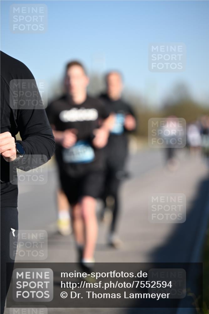 06.04.2025 - 44. Internationalen Wilhelmsburger Insellauf Dr. Thomas Lammeyer http://msf.ph/oto/7552594 06.04.2025 09:26:33 Laufen  meine-sportfotos.de