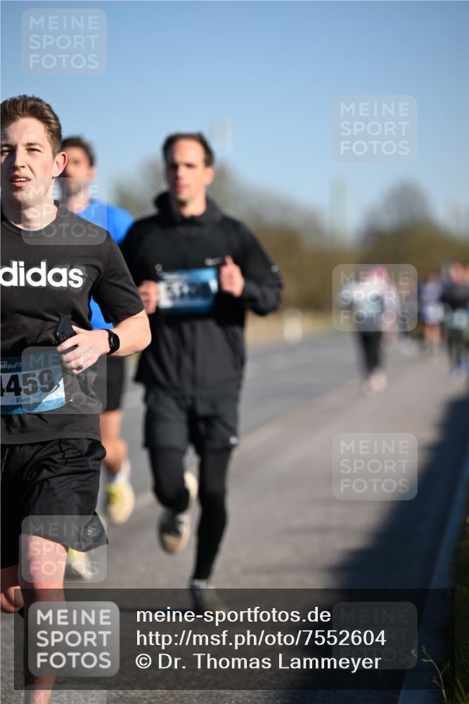 06.04.2025 - 44. Internationalen Wilhelmsburger Insellauf Dr. Thomas Lammeyer http://msf.ph/oto/7552604 06.04.2025 09:26:34 Laufen 1459 meine-sportfotos.de