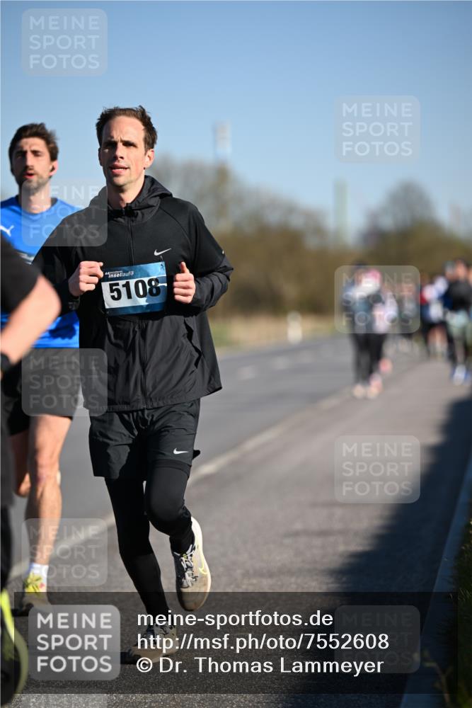 06.04.2025 - 44. Internationalen Wilhelmsburger Insellauf Dr. Thomas Lammeyer http://msf.ph/oto/7552608 06.04.2025 09:26:34 Laufen 5108 meine-sportfotos.de