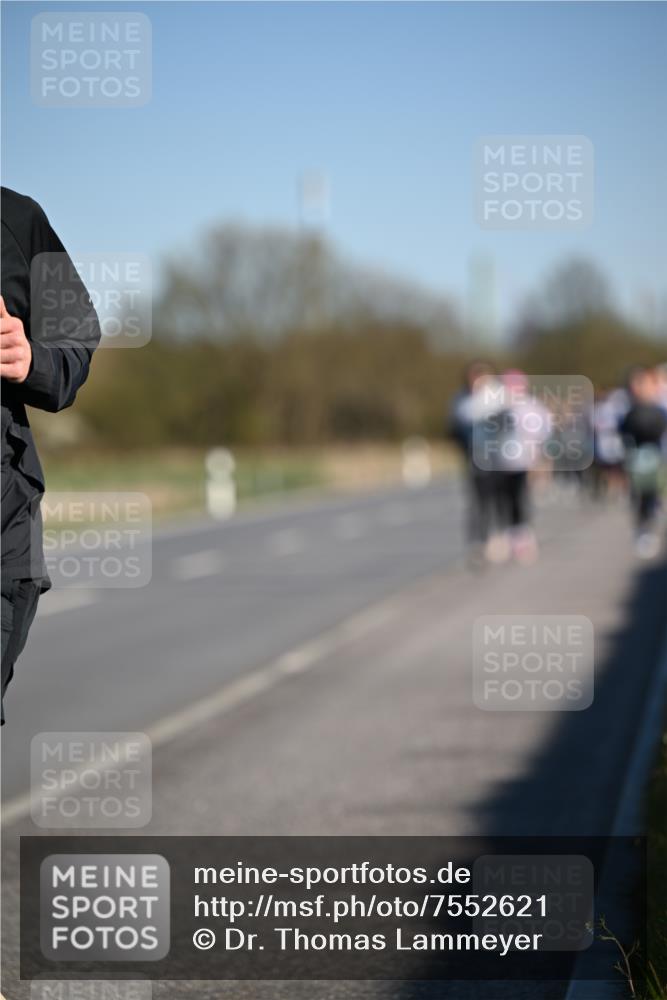 06.04.2025 - 44. Internationalen Wilhelmsburger Insellauf Dr. Thomas Lammeyer http://msf.ph/oto/7552621 06.04.2025 09:26:35 Laufen  meine-sportfotos.de