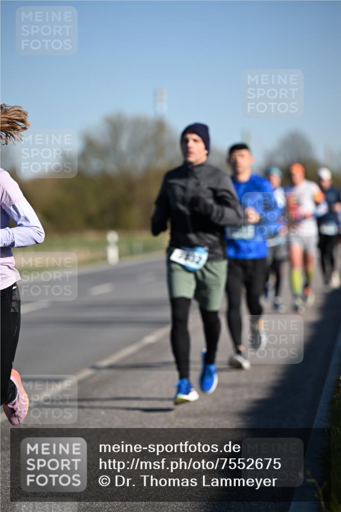 06.04.2025 - 44. Internationalen Wilhelmsburger Insellauf Dr. Thomas Lammeyer http://msf.ph/oto/7552675 06.04.2025 09:26:43 Laufen 3832 meine-sportfotos.de
