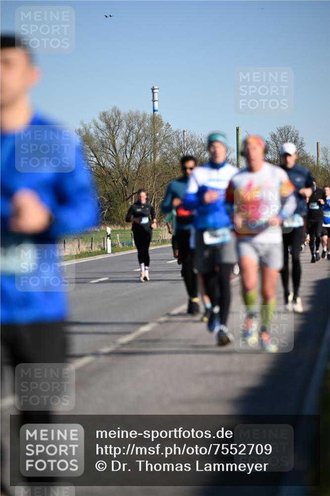 06.04.2025 - 44. Internationalen Wilhelmsburger Insellauf Dr. Thomas Lammeyer http://msf.ph/oto/7552709 06.04.2025 09:26:46 Laufen  meine-sportfotos.de