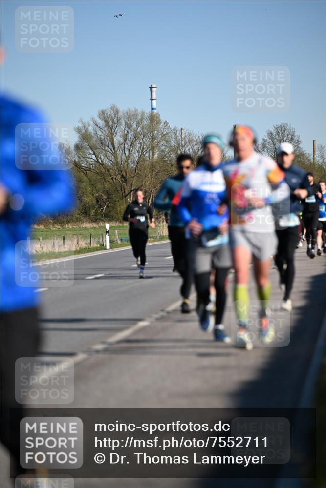 06.04.2025 - 44. Internationalen Wilhelmsburger Insellauf Dr. Thomas Lammeyer http://msf.ph/oto/7552711 06.04.2025 09:26:46 Laufen  meine-sportfotos.de