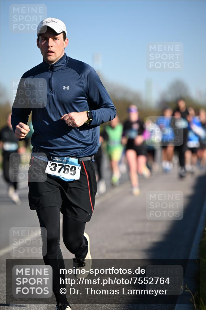 06.04.2025 - 44. Internationalen Wilhelmsburger Insellauf Dr. Thomas Lammeyer http://msf.ph/oto/7552764 06.04.2025 09:26:51 Laufen 3769 meine-sportfotos.de