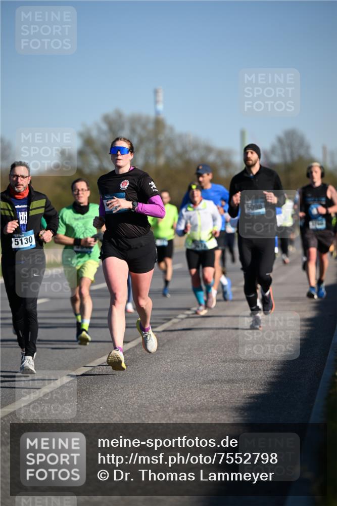 06.04.2025 - 44. Internationalen Wilhelmsburger Insellauf Dr. Thomas Lammeyer http://msf.ph/oto/7552798 06.04.2025 09:26:54 Laufen 5130, 5098 meine-sportfotos.de