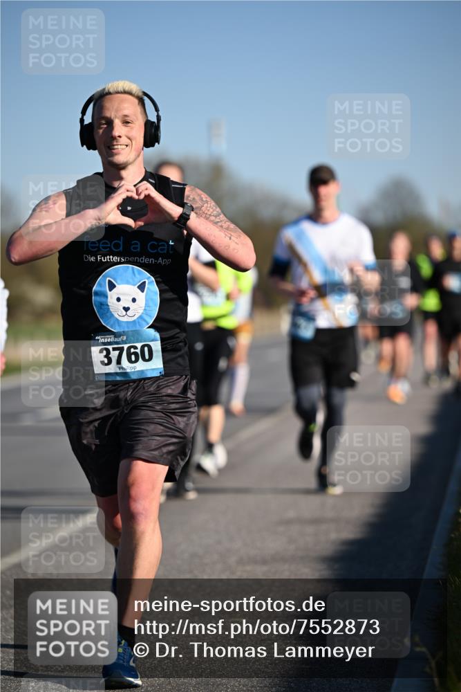06.04.2025 - 44. Internationalen Wilhelmsburger Insellauf Dr. Thomas Lammeyer http://msf.ph/oto/7552873 06.04.2025 09:27:00 Laufen 3760 meine-sportfotos.de