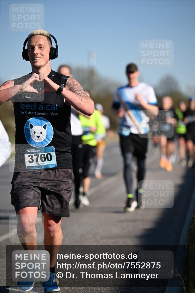 06.04.2025 - 44. Internationalen Wilhelmsburger Insellauf Dr. Thomas Lammeyer http://msf.ph/oto/7552875 06.04.2025 09:27:00 Laufen 3760 meine-sportfotos.de