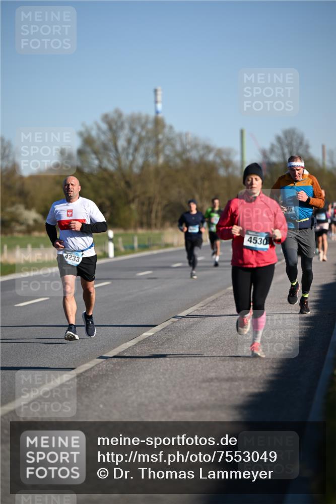 06.04.2025 - 44. Internationalen Wilhelmsburger Insellauf Dr. Thomas Lammeyer http://msf.ph/oto/7553049 06.04.2025 09:27:16 Laufen 4233, 4530 meine-sportfotos.de