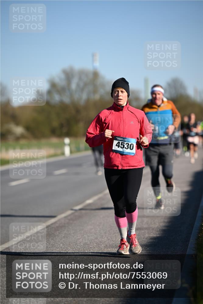 06.04.2025 - 44. Internationalen Wilhelmsburger Insellauf Dr. Thomas Lammeyer http://msf.ph/oto/7553069 06.04.2025 09:27:17 Laufen 4530 meine-sportfotos.de